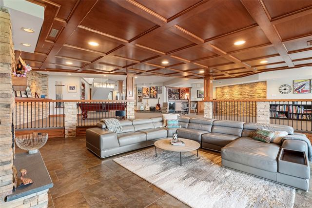 15 Harbour Point Drive, Northport, NY 11768