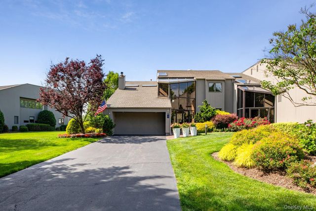 15 Harbour Point Drive, Northport, NY 11768
