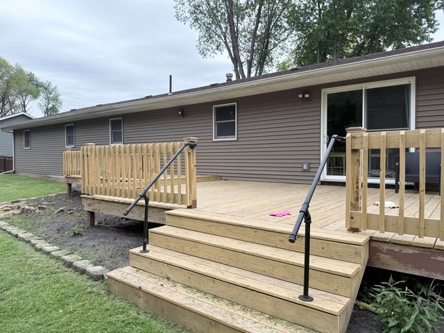 11551 N 900 W, Demotte, IN 46310