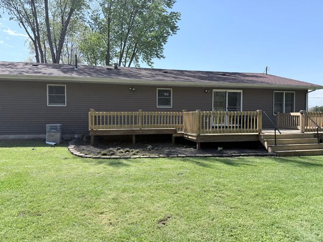11551 N 900 W, Demotte, IN 46310