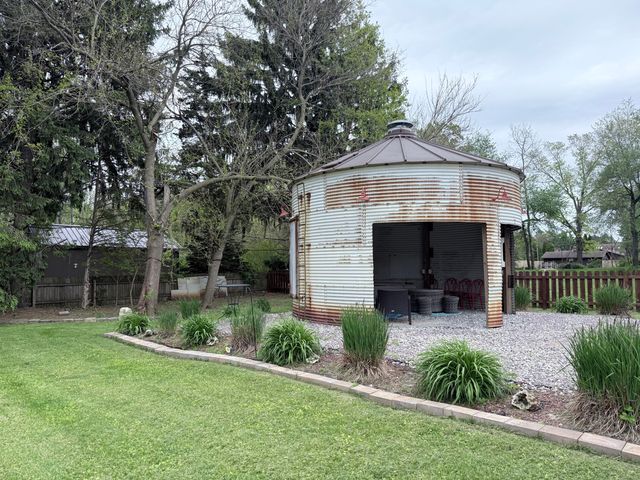 11551 N 900 W, Demotte, IN 46310