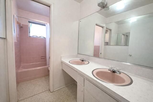 725 SE 1st Street, Belle Glade, FL 33430