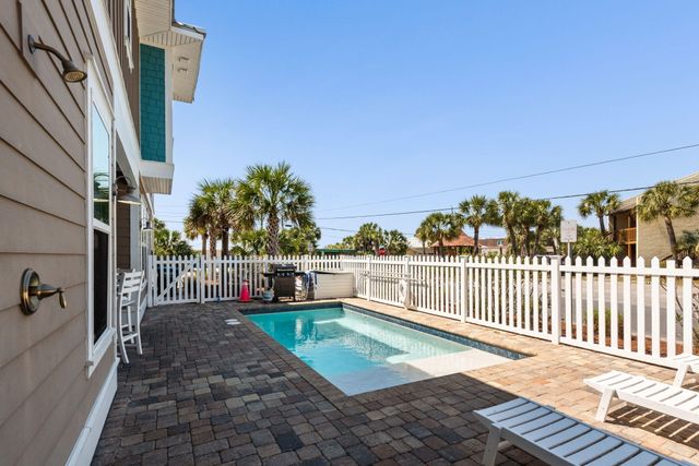 5518 Gulf Drive, Panama City Beach, FL 32408