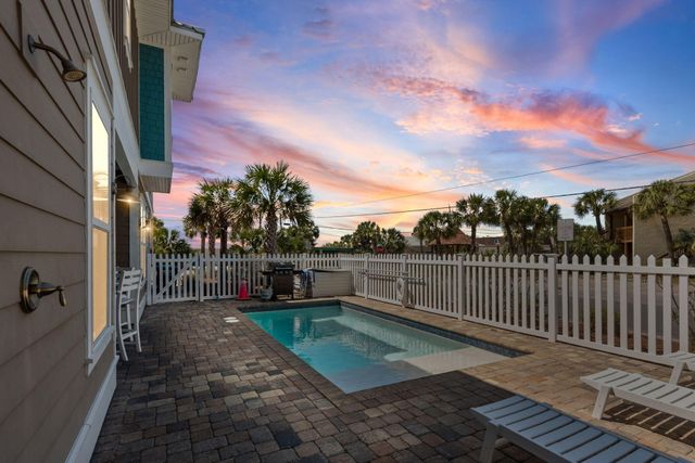 5518 Gulf Drive, Panama City Beach, FL 32408