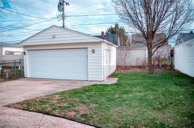 7514 Arden Avenue, Parma, OH 44129