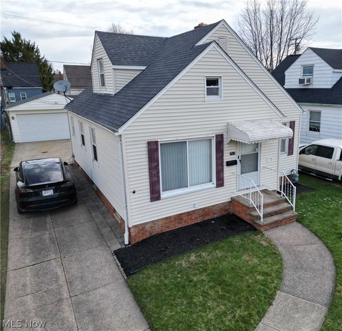 7514 Arden Avenue, Parma, OH 44129