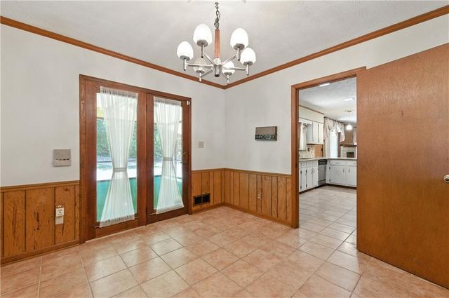 1609 Adrian Drive, Riverdale, GA 30296
