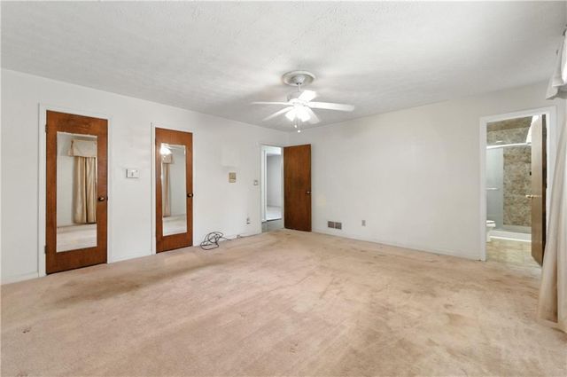 1609 Adrian Drive, Riverdale, GA 30296
