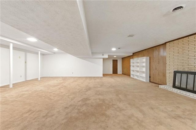 1609 Adrian Drive, Riverdale, GA 30296