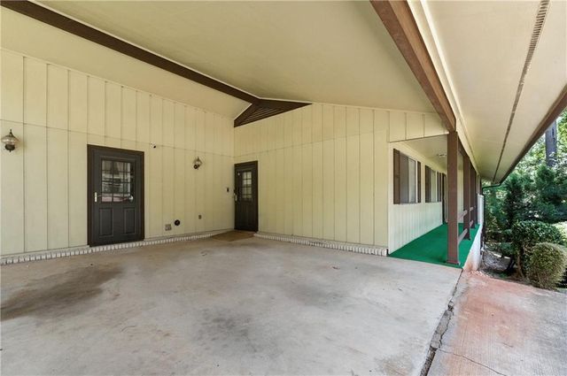 1609 Adrian Drive, Riverdale, GA 30296