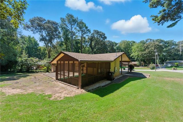 1609 Adrian Drive, Riverdale, GA 30296