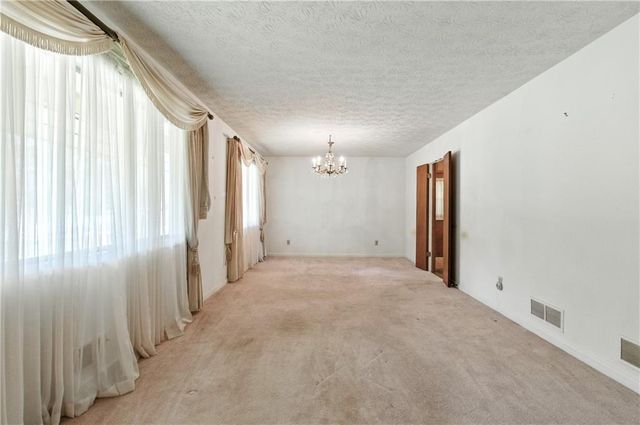 1609 Adrian Drive, Riverdale, GA 30296