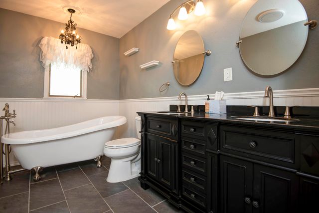 1508 S Essex Road, Springfield, MO 65809