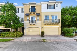 642 NW 38th Circle, Boca Raton, FL 33431