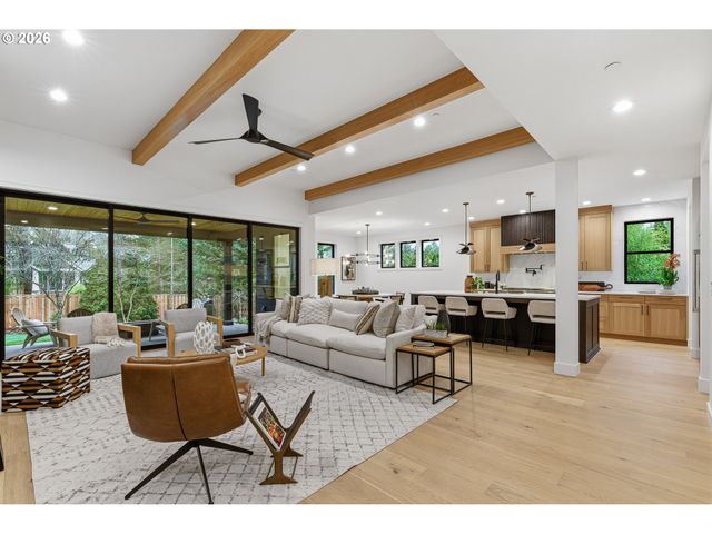 14100 KNAUS Rd, Lake Oswego, OR 97034