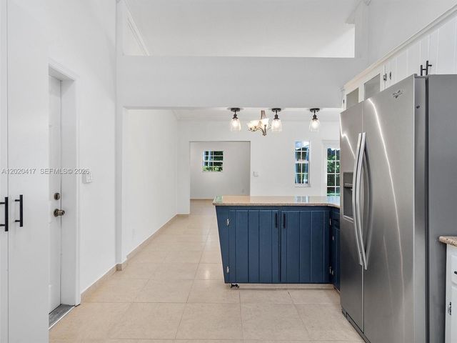 731 Sistina AV 0, Coral Gables, FL 33146