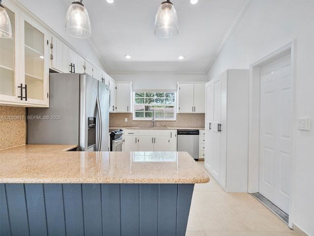 731 Sistina AV 0, Coral Gables, FL 33146