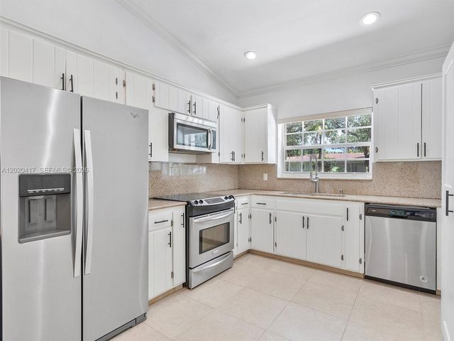 731 Sistina AV 0, Coral Gables, FL 33146