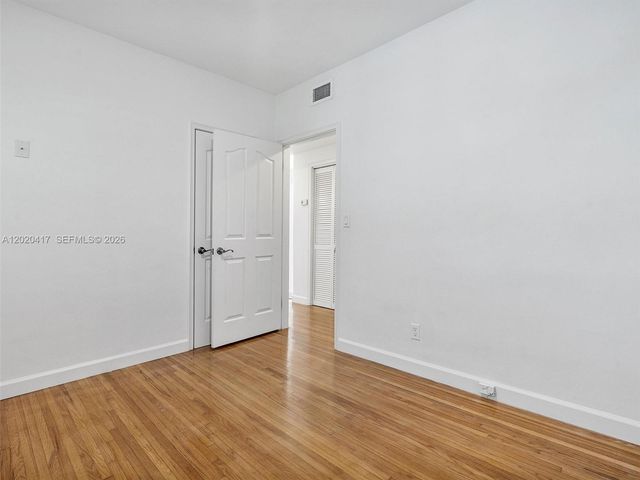 731 Sistina AV 0, Coral Gables, FL 33146