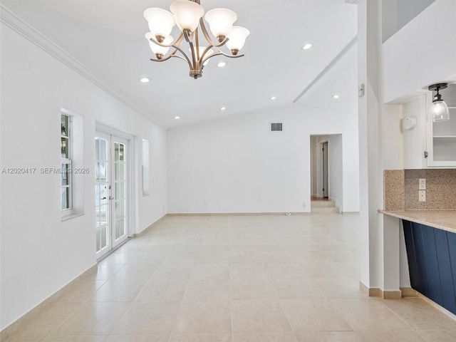 731 Sistina AV 0, Coral Gables, FL 33146