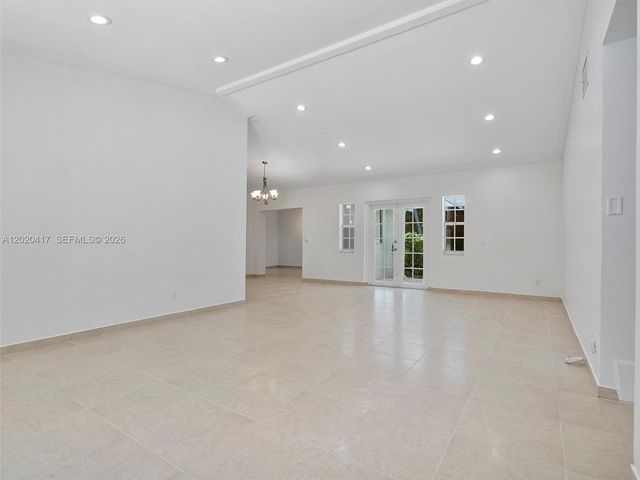 731 Sistina AV 0, Coral Gables, FL 33146
