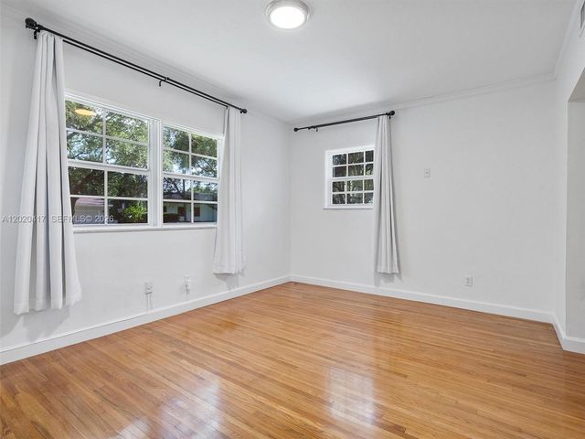 731 Sistina AV 0, Coral Gables, FL 33146