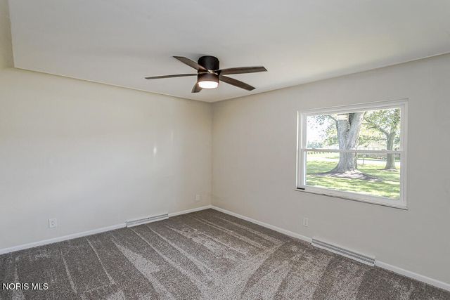 3838 Albon Road, Monclova, OH 43542