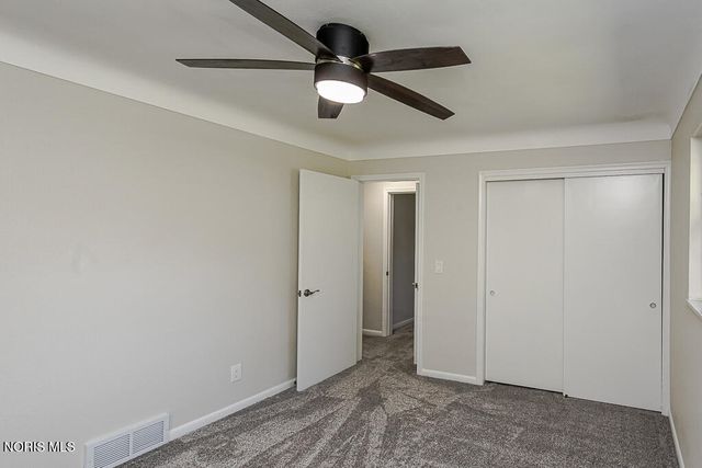 3838 Albon Road, Monclova, OH 43542