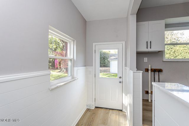 3838 Albon Road, Monclova, OH 43542