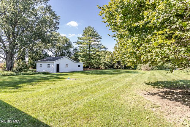 3838 Albon Road, Monclova, OH 43542