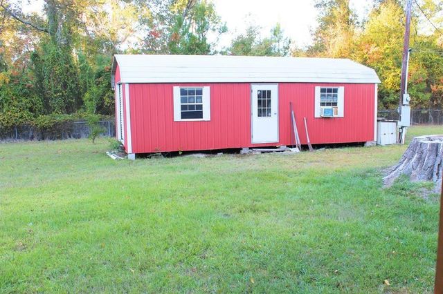 1493 Mollywood Road, Zavalla, TX 75980