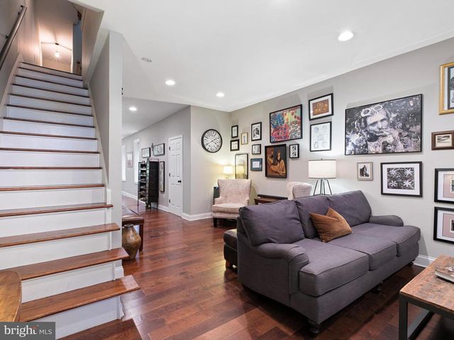 808 N VAN BUREN ST, Wilmington, DE 19806