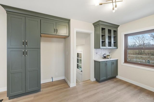 2497 Downing Drive, Cincinnati, OH 45208