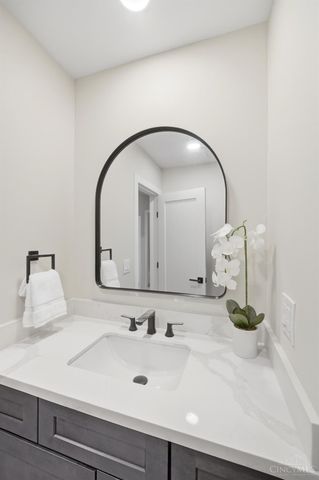 2497 Downing Drive, Cincinnati, OH 45208