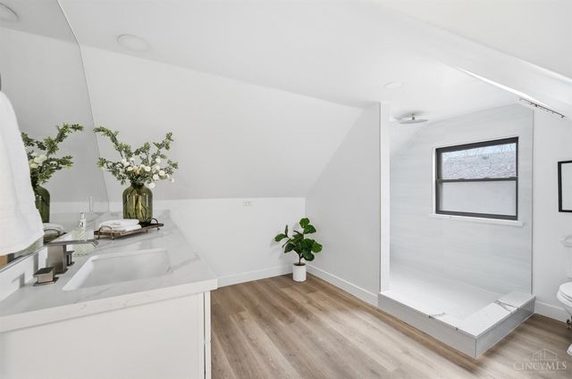 2497 Downing Drive, Cincinnati, OH 45208