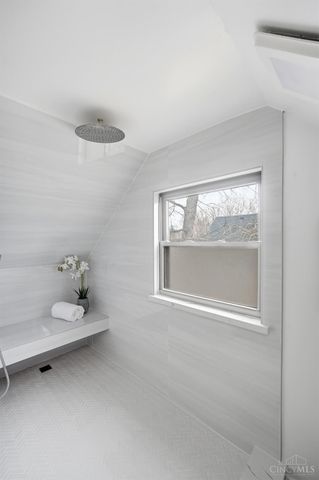 2497 Downing Drive, Cincinnati, OH 45208