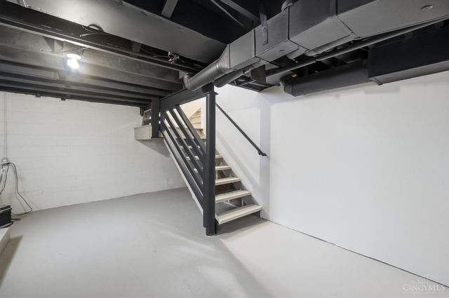 2497 Downing Drive, Cincinnati, OH 45208