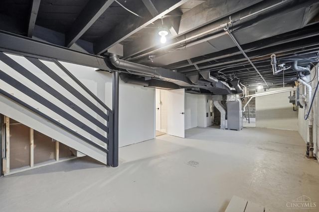 2497 Downing Drive, Cincinnati, OH 45208