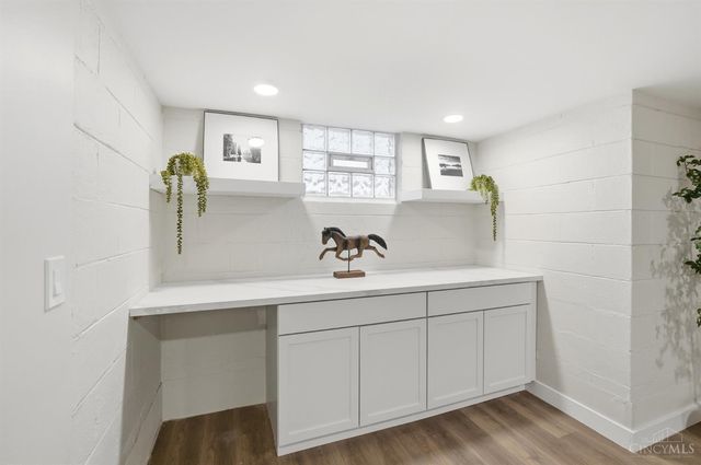 2497 Downing Drive, Cincinnati, OH 45208