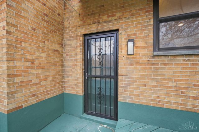 2497 Downing Drive, Cincinnati, OH 45208