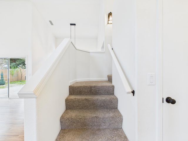 10781 N Windham Bay Circle, Fresno, CA 93730