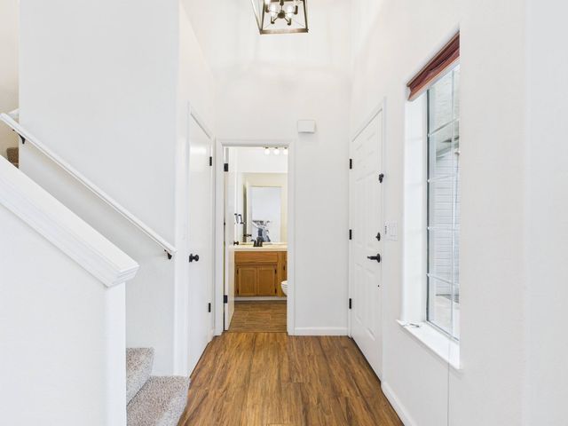 10781 N Windham Bay Circle, Fresno, CA 93730