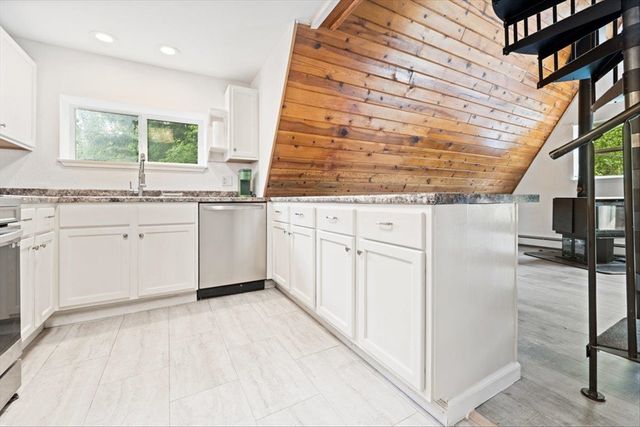 2301 SUNFLOWER LOOP, North Pole, AK 99705
