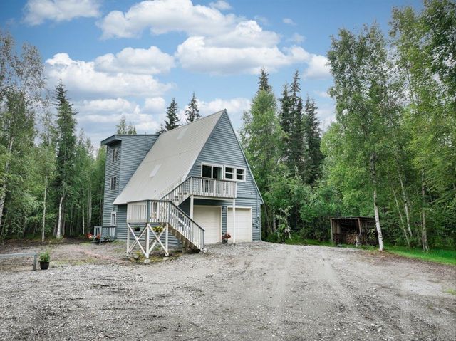 2301 SUNFLOWER LOOP, North Pole, AK 99705