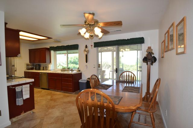 7221 Lupine Drive, Sanger, CA 93657