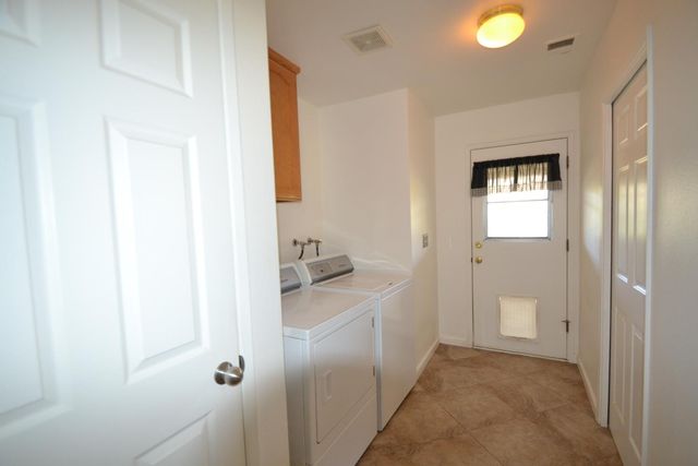 7221 Lupine Drive, Sanger, CA 93657
