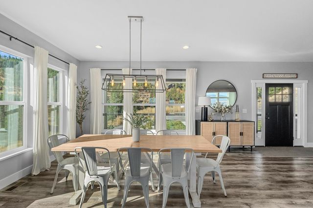 842 U Valley Westside Rd, Colville, WA 99114