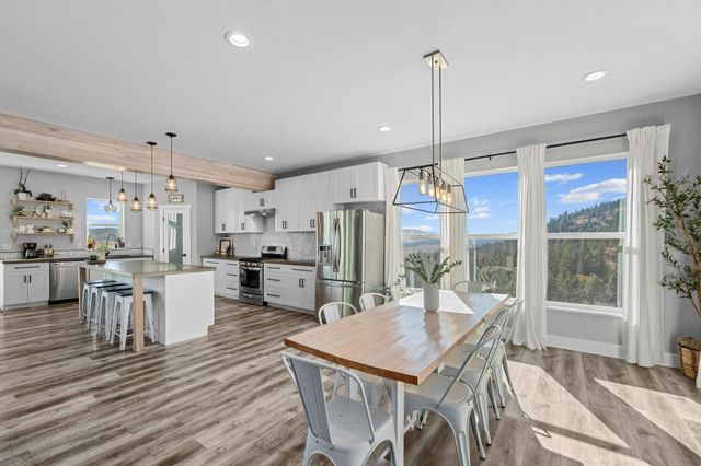 842 U Valley Westside Rd, Colville, WA 99114