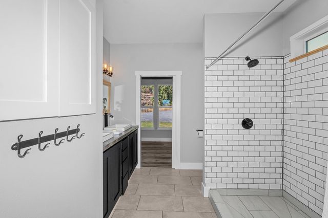 842 U Valley Westside Rd, Colville, WA 99114