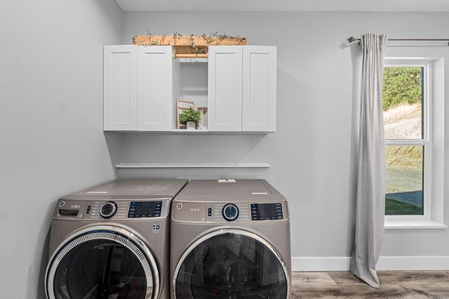 842 U Valley Westside Rd, Colville, WA 99114